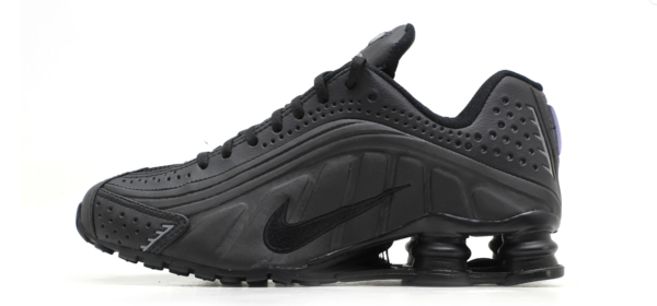 Nike Shox R4 - Image 15