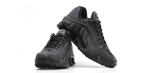 Nike Shox R4 - Image 14