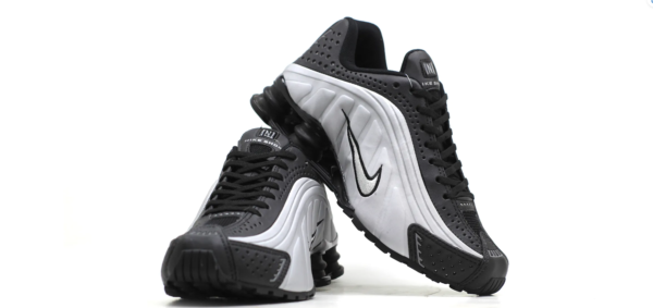 Nike Shox R4 - Image 10