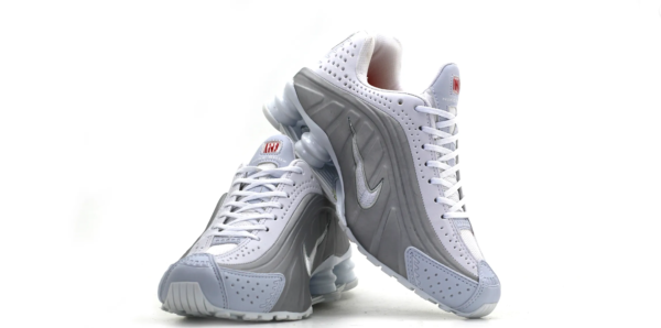 Nike Shox R4 - Image 8