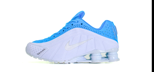 Nike Shox R4 - Image 7