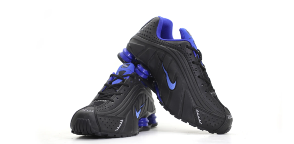 Nike Shox R4