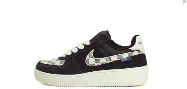 Nike Air Force 1 x Louis Vuitton - Image 5